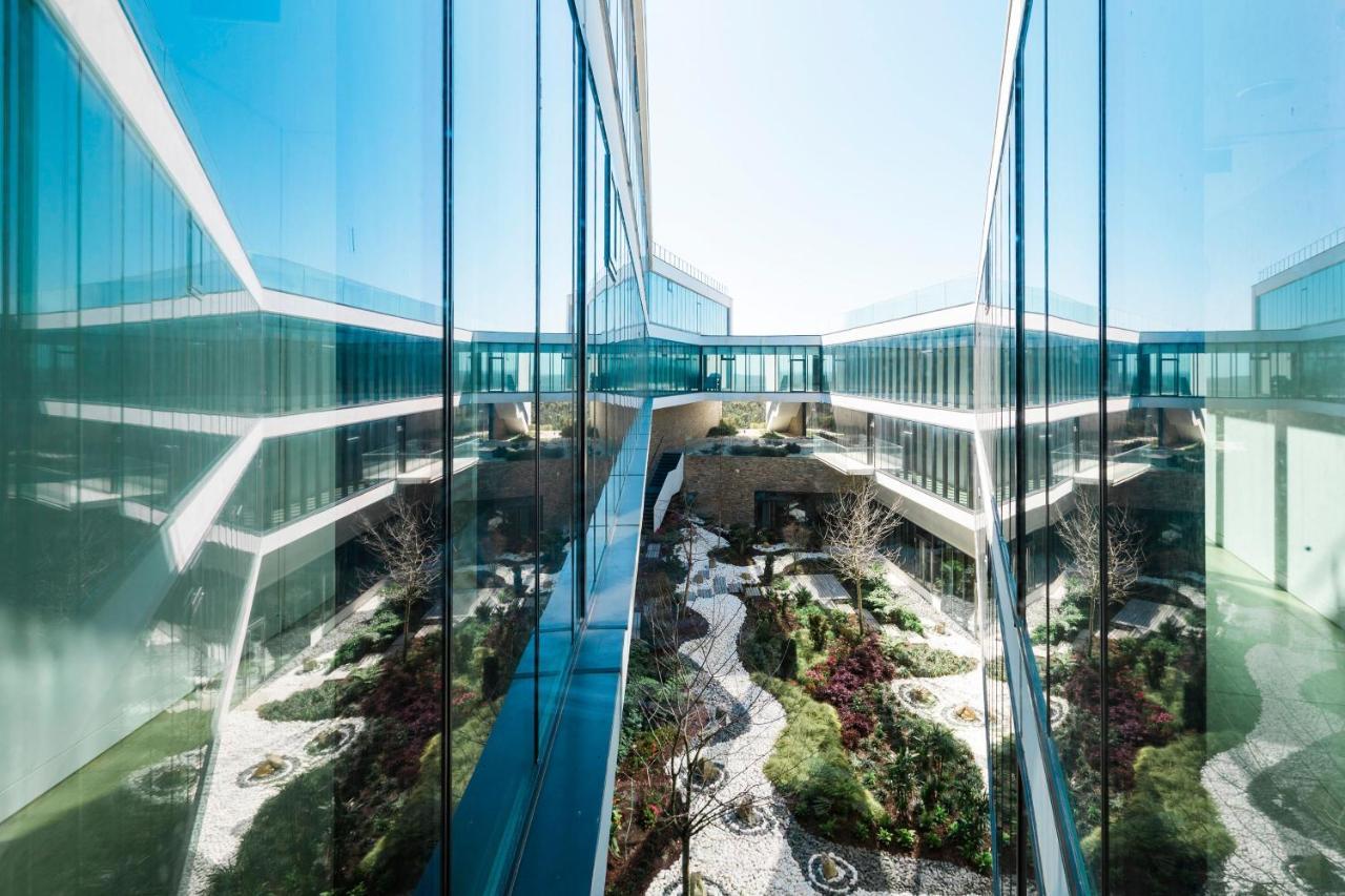 Royal Obidos Scenic Resort Praia del Rei Exteriör bild The interior of the building