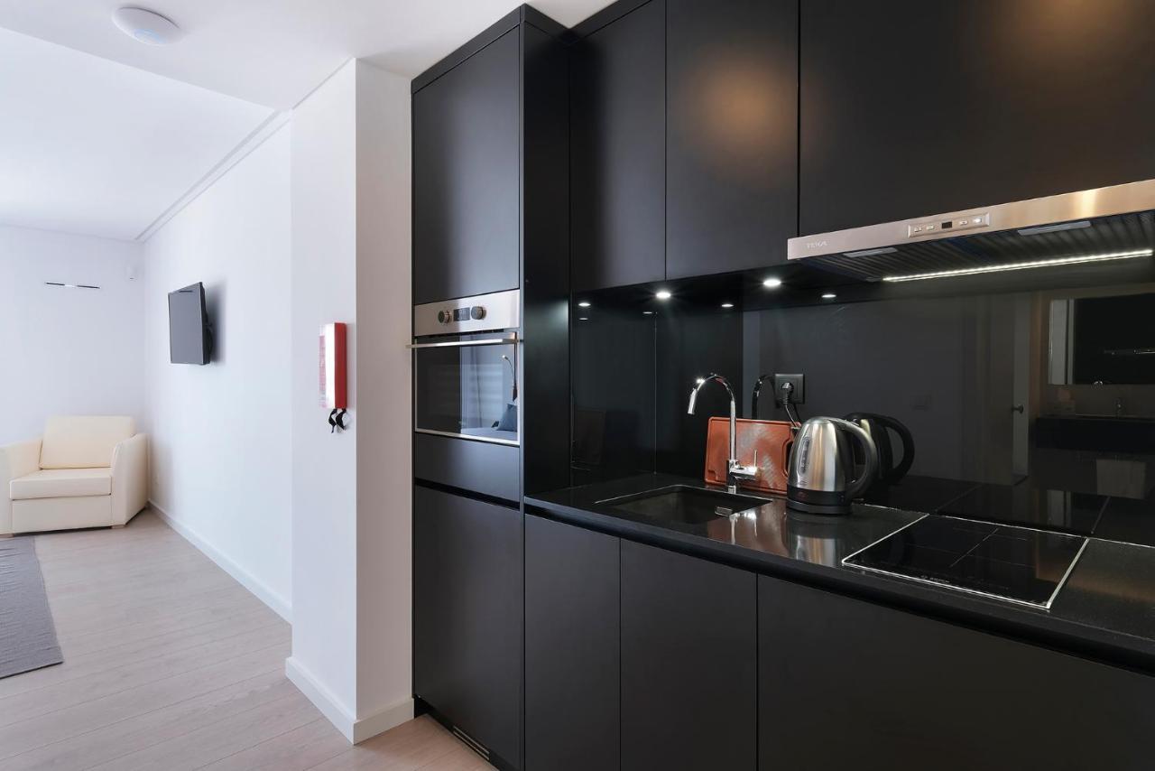 Royal Obidos Scenic Resort Praia del Rei Exteriör bild A kitchen in a serviced apartment