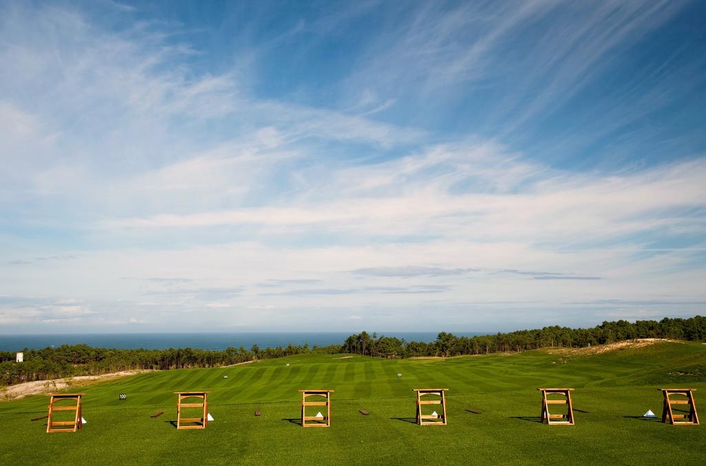Royal Obidos Scenic Resort Praia del Rei Exteriör bild The 18th fairway