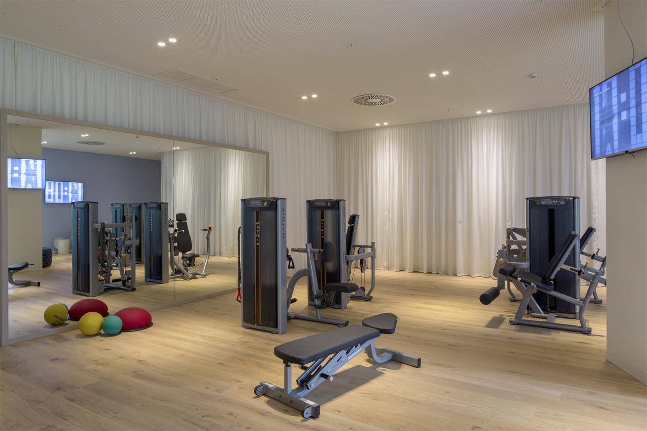 Royal Obidos Scenic Resort Praia del Rei Exteriör bild The gym at the hotel